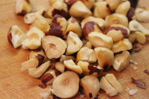 Nocciole, frutta secca.